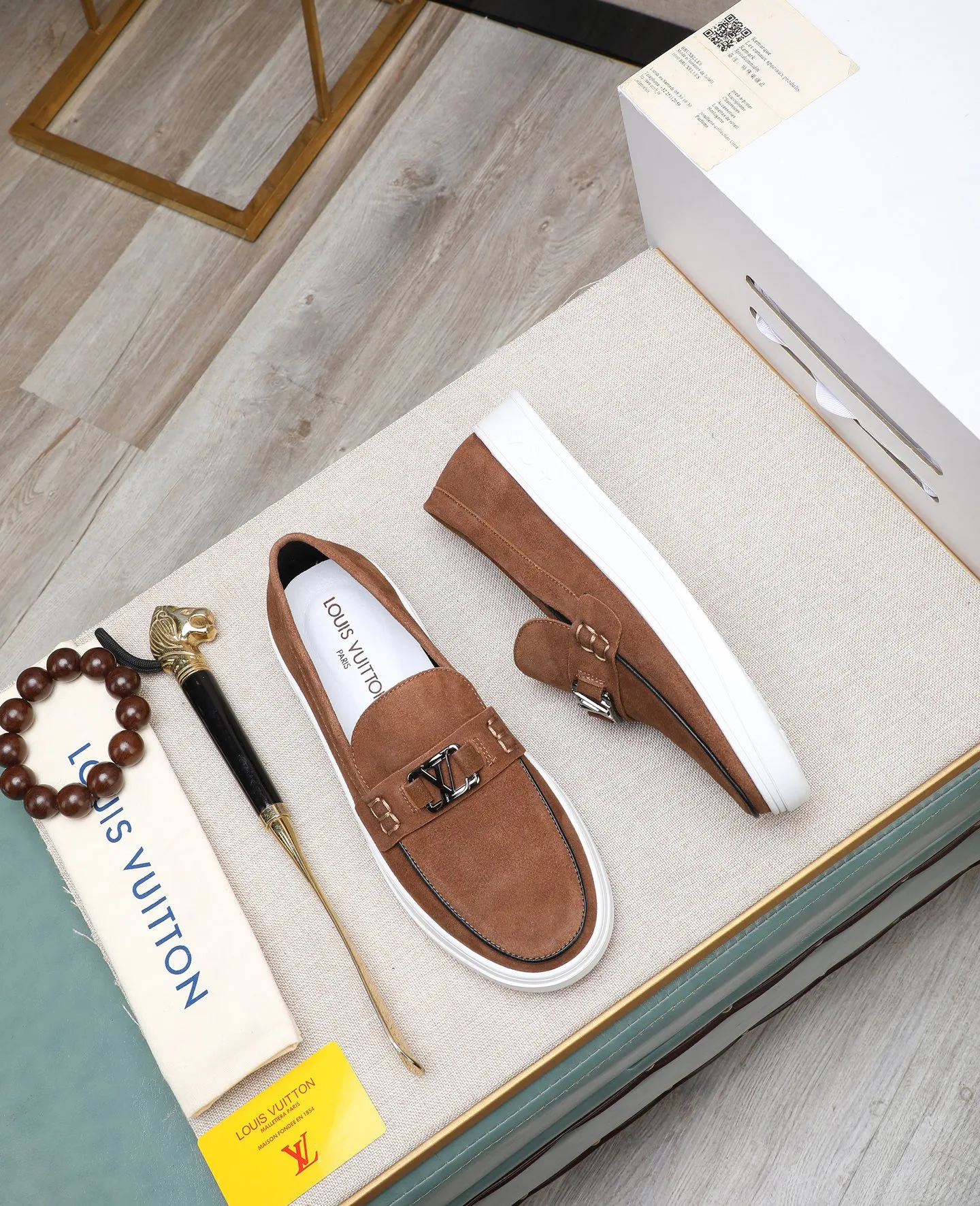 Men's shoes 💰440 📛📛【LOUIS VUITTON】Louis Vuitton official website synchronized new products 👟Milan fashion catwalk style 🇰🇾🇰🇾LV family logo, celebrity style, a must-have for fashionistas ⚠️First-layer calfskin ➕Genuine leather lining ➕Official website original version special outsole 👞Number 38-44